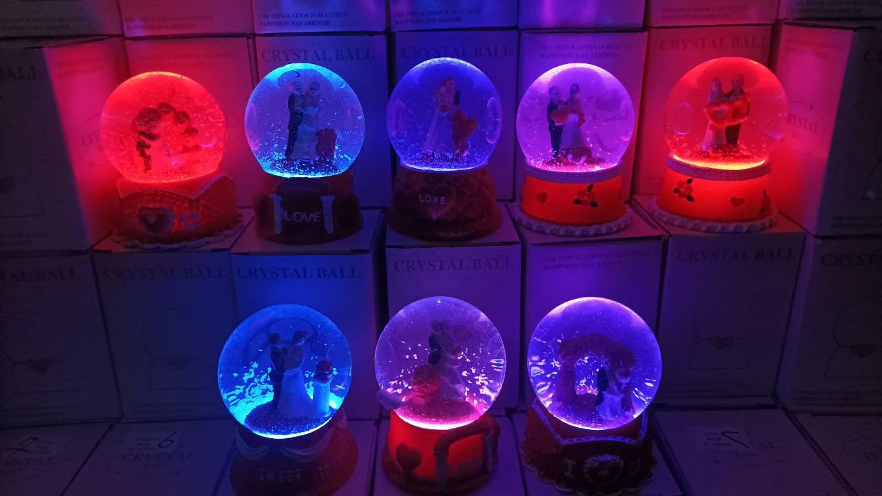 كرة ثلج صغيرة مضيئة LED - مصغرة 6